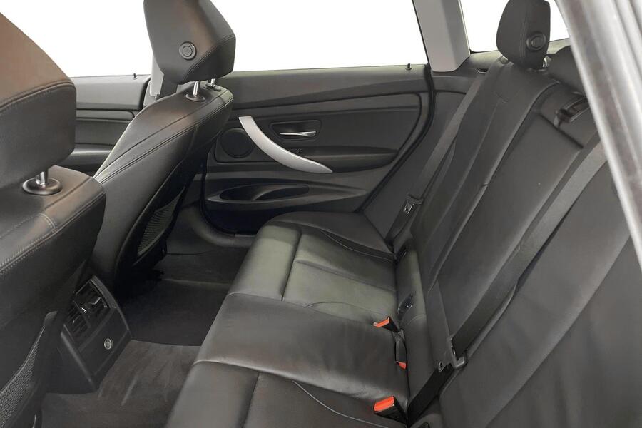 BMW 320 vaihtoauto