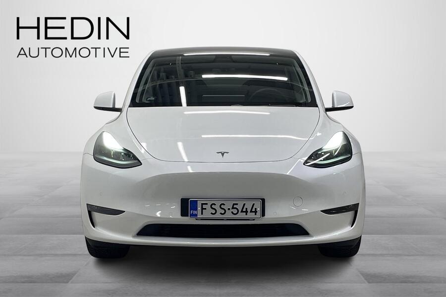 Tesla Model Y vaihtoauto
