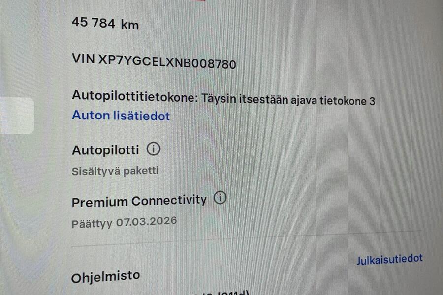 Tesla Model Y vaihtoauto