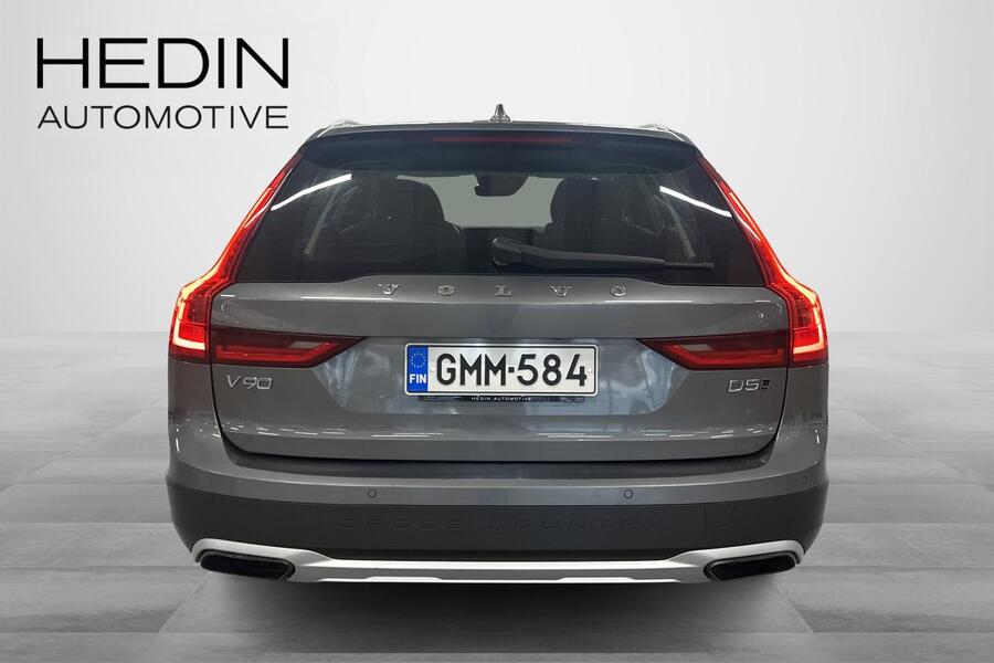 Volvo V90 Cross Country vaihtoauto