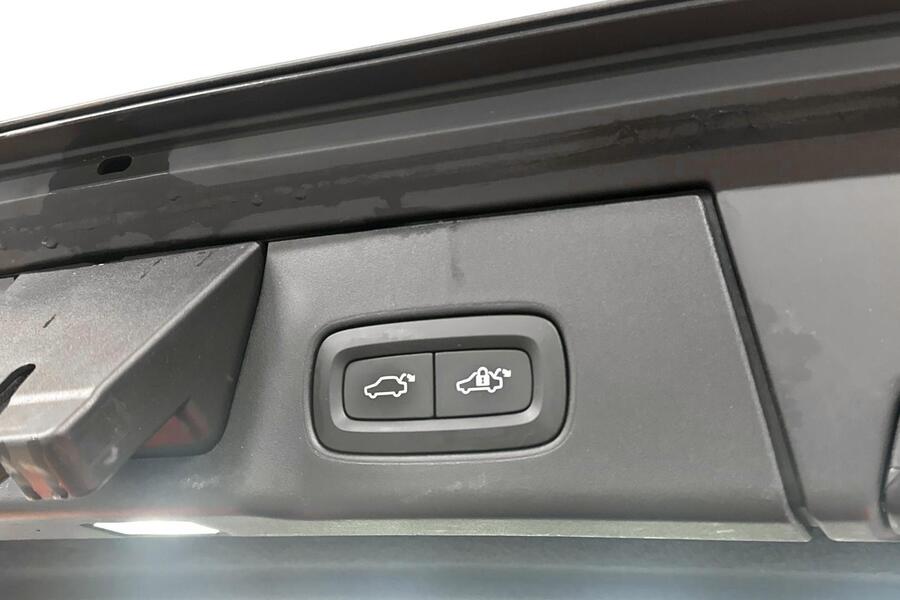 Volvo V90 Cross Country vaihtoauto