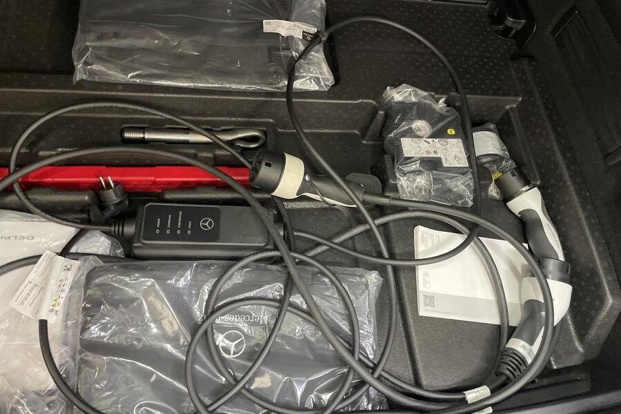 Mercedes-Benz EQB vaihtoauto