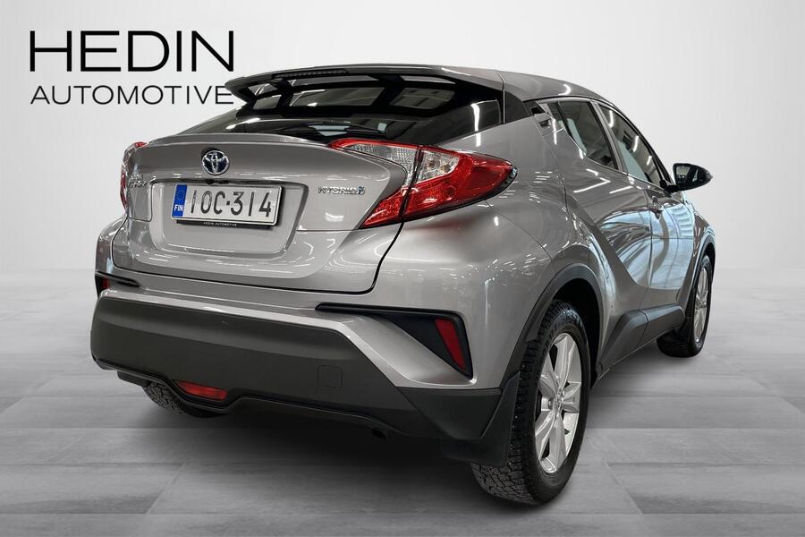 Toyota C-HR vaihtoauto