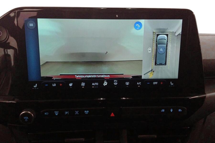 Ford Tourneo Custom vaihtoauto