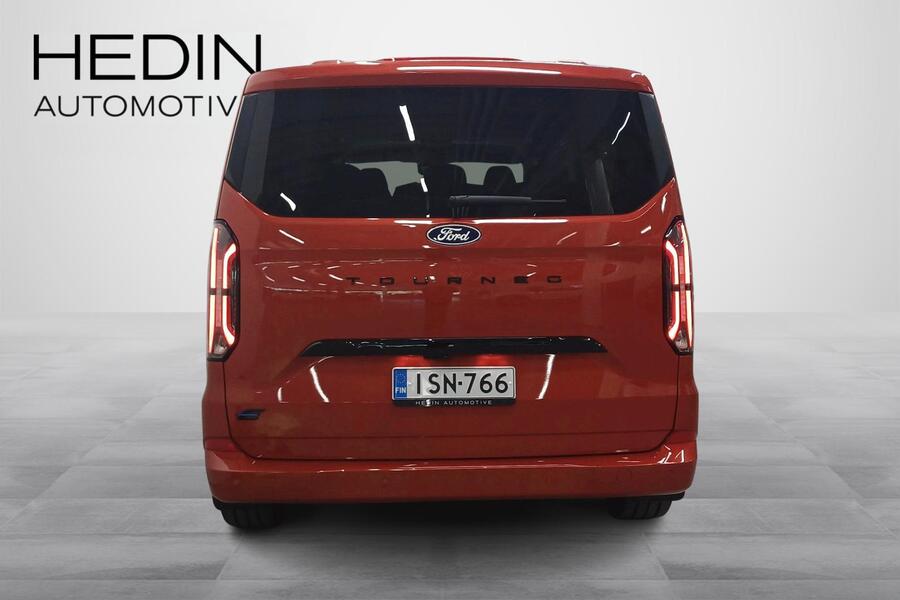 Ford Tourneo Custom vaihtoauto