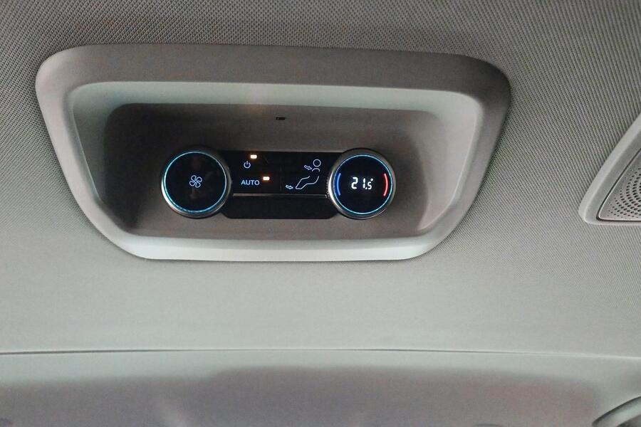 Ford Tourneo Custom vaihtoauto