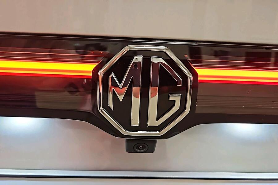 MG MGS5 EV vaihtoauto