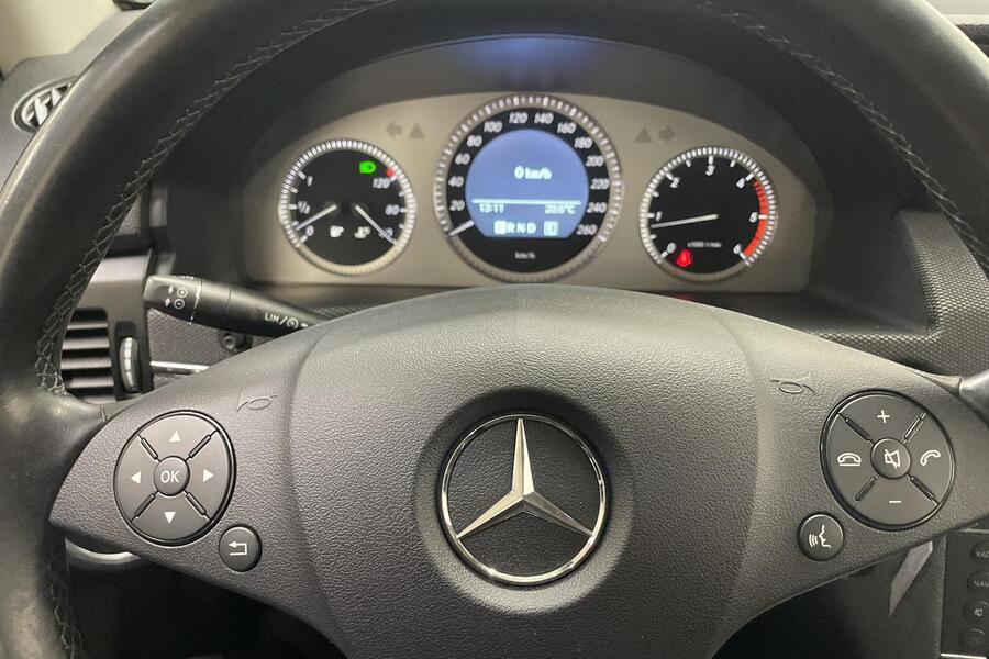 Mercedes-Benz GLK vaihtoauto