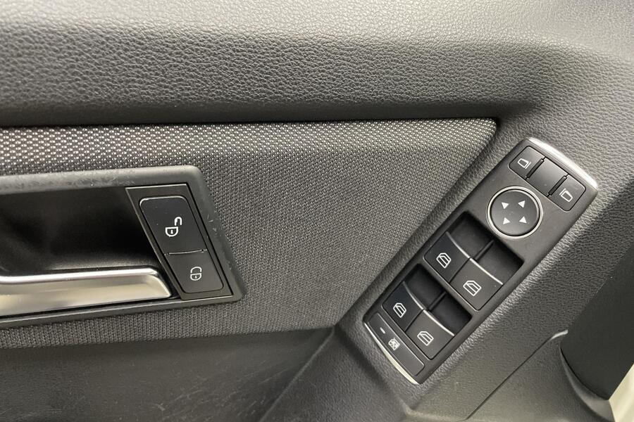 Mercedes-Benz GLK vaihtoauto