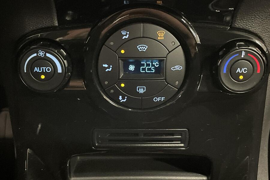 Ford Fiesta vaihtoauto