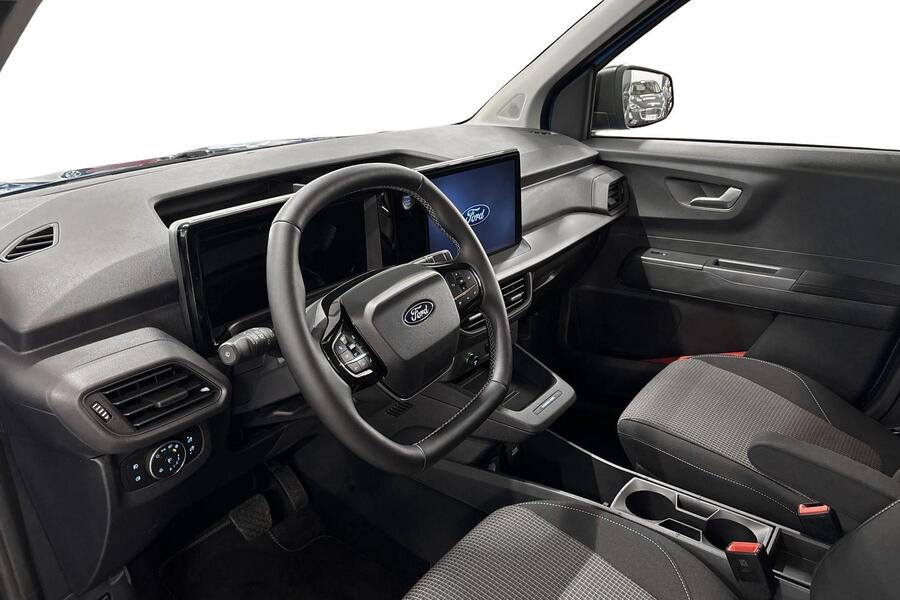 Ford Tourneo Courier vaihtoauto