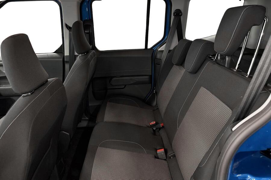Ford Tourneo Courier vaihtoauto