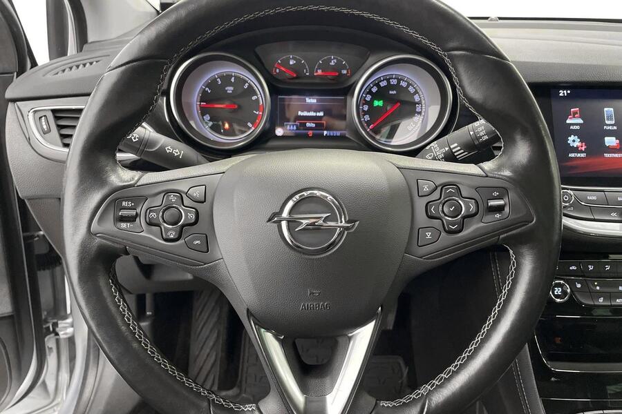 Opel Astra vaihtoauto