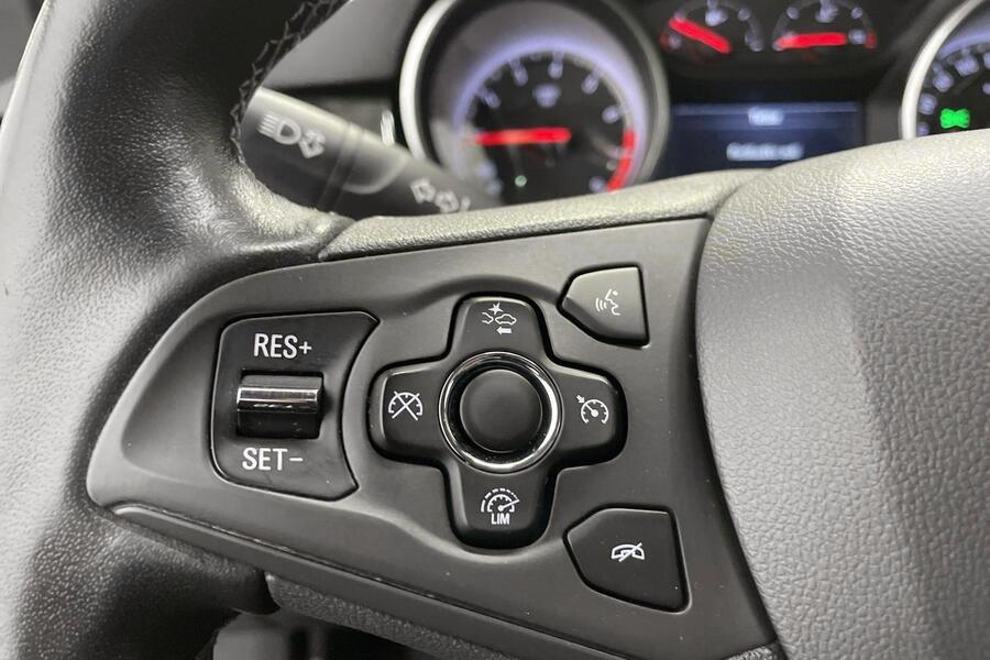 Opel Astra vaihtoauto