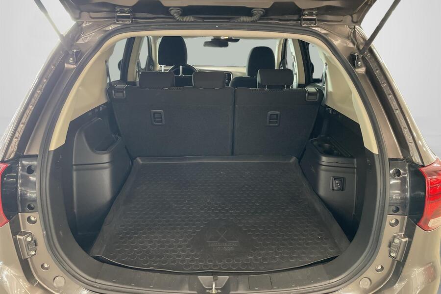 Mitsubishi Outlander vaihtoauto