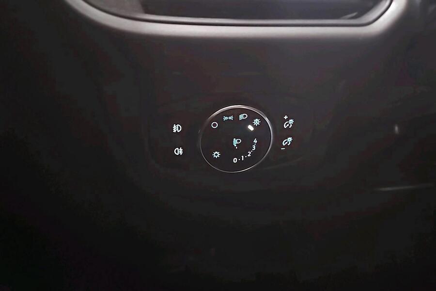 Ford Transit Courier vaihtoauto