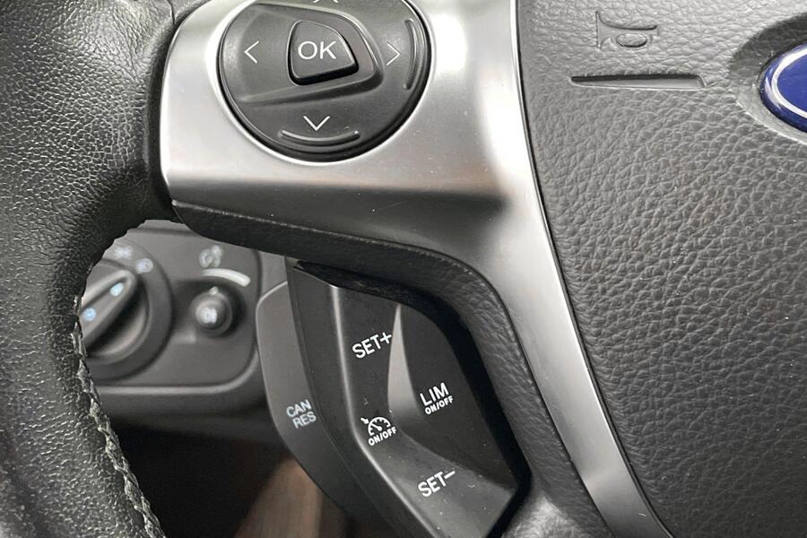 Ford Kuga vaihtoauto