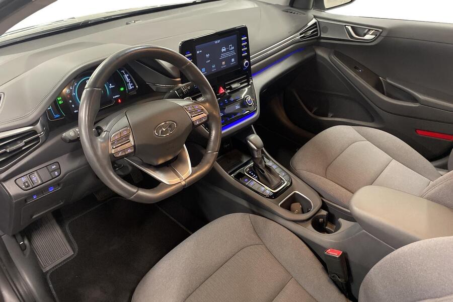 Hyundai IONIQ hybrid vaihtoauto