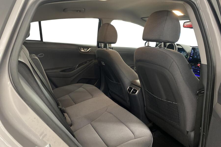 Hyundai IONIQ hybrid vaihtoauto