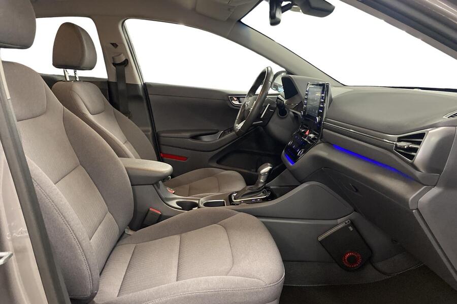 Hyundai IONIQ hybrid vaihtoauto