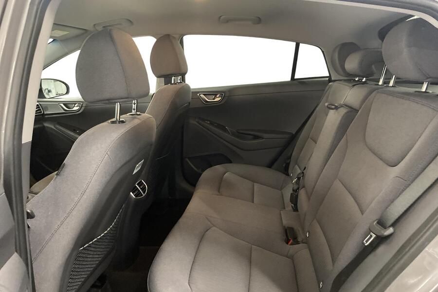 Hyundai IONIQ hybrid vaihtoauto