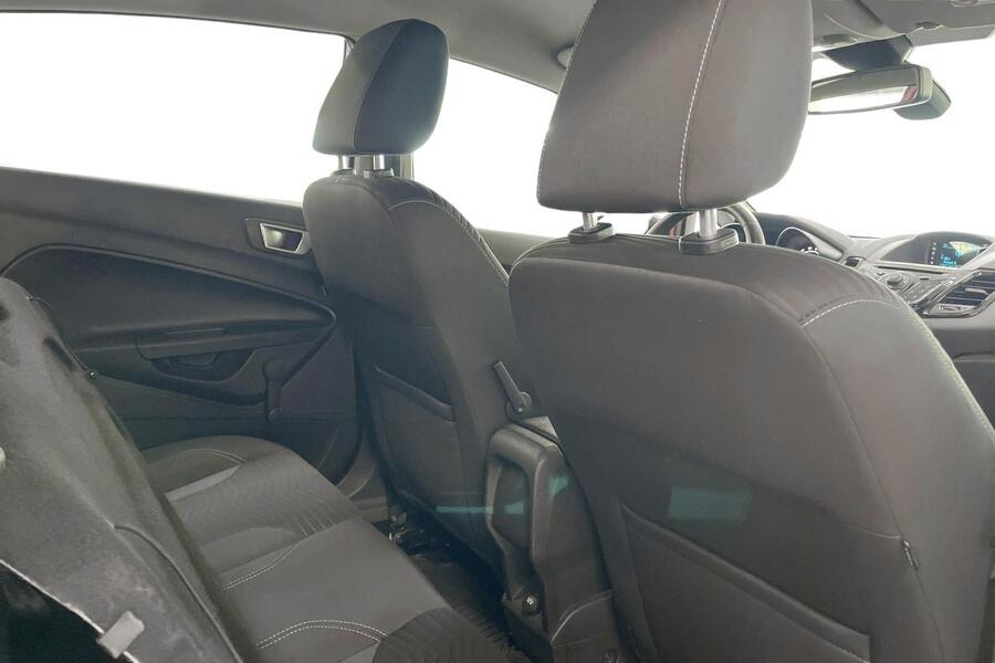 Ford Fiesta vaihtoauto