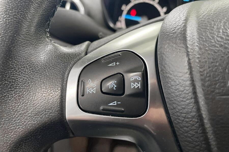 Ford Fiesta vaihtoauto