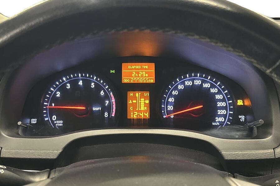 Toyota Avensis vaihtoauto
