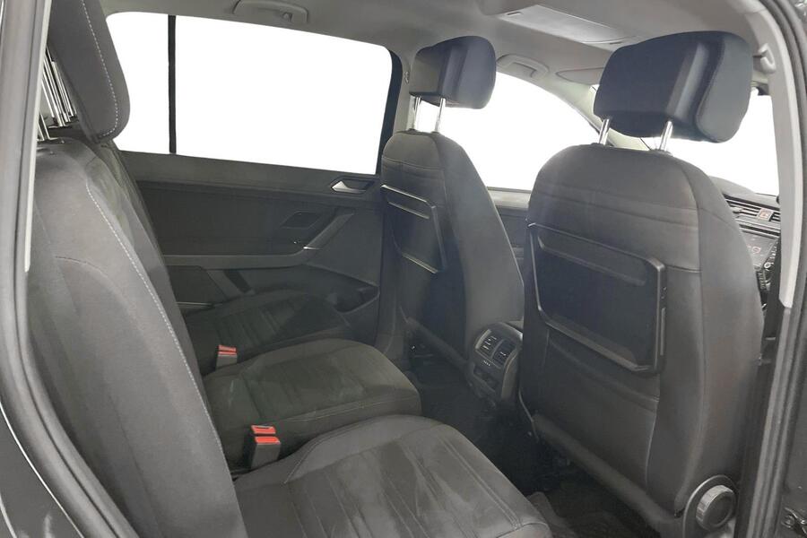 Volkswagen Touran vaihtoauto