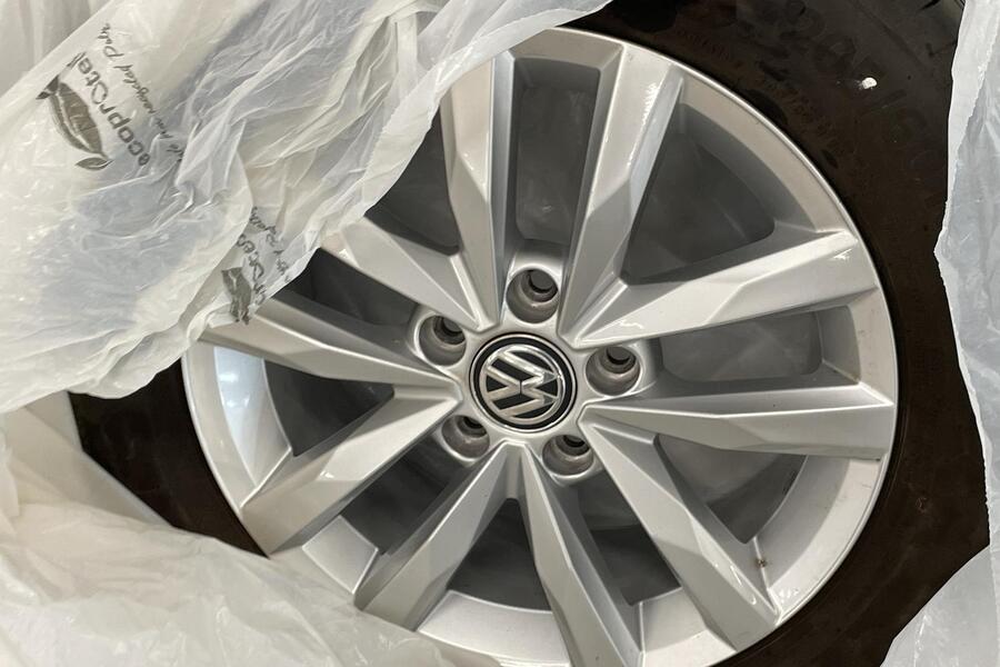 Volkswagen Touran vaihtoauto