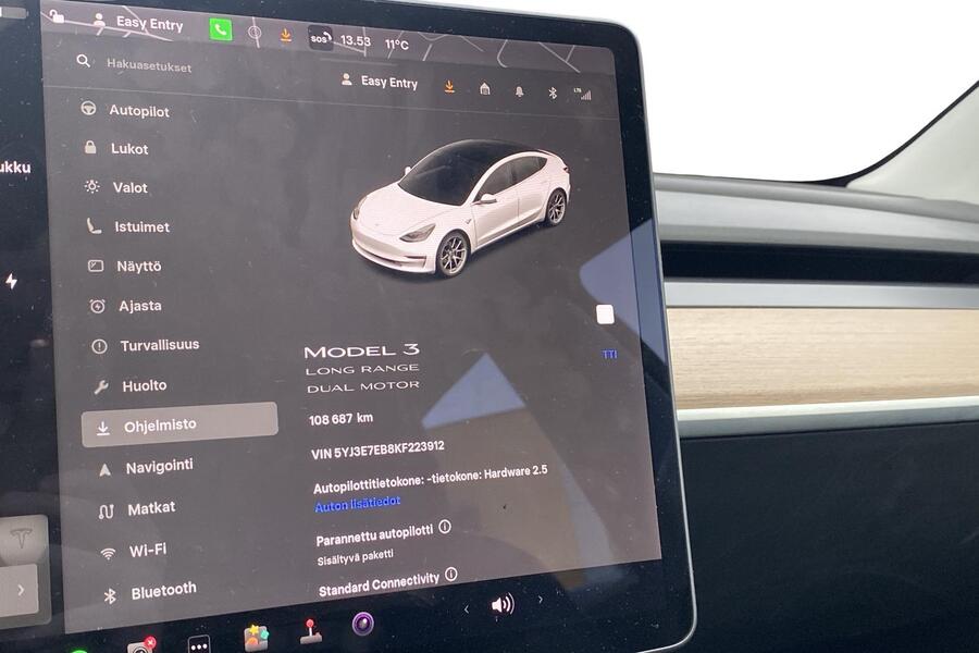 Tesla Model 3 vaihtoauto