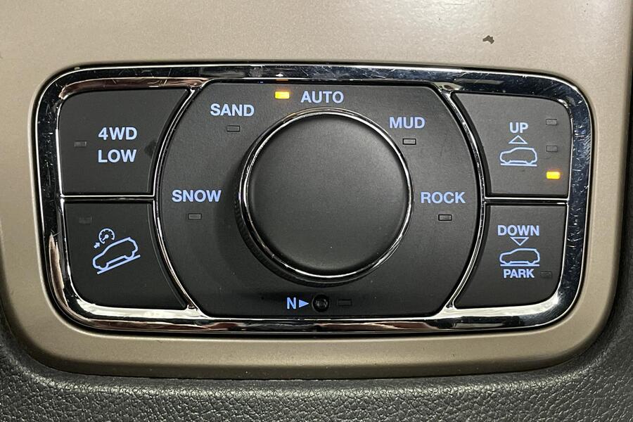 Jeep Grand Cherokee vaihtoauto