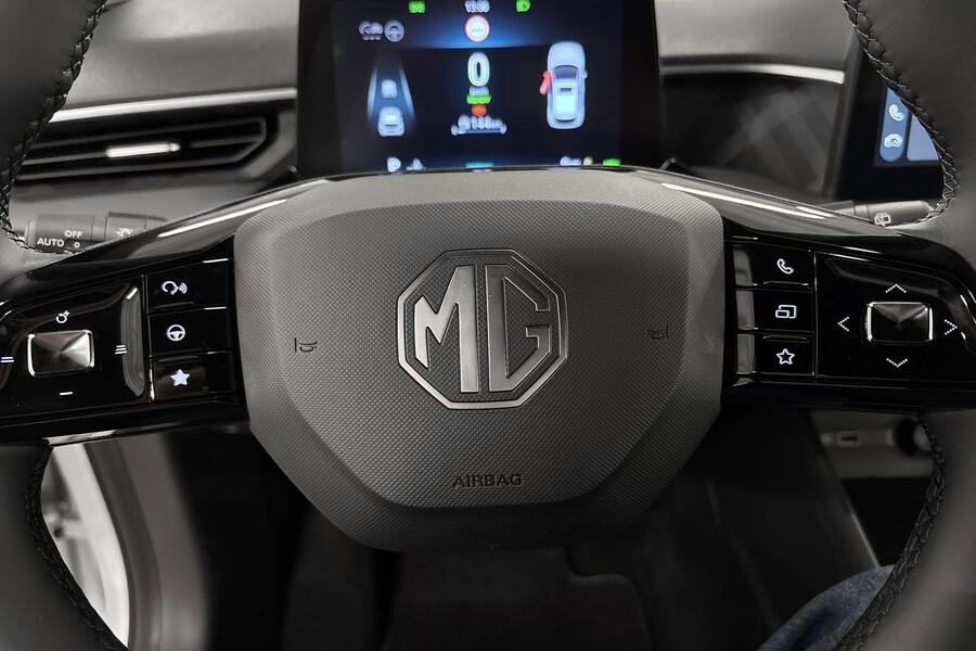 MG MG3 vaihtoauto