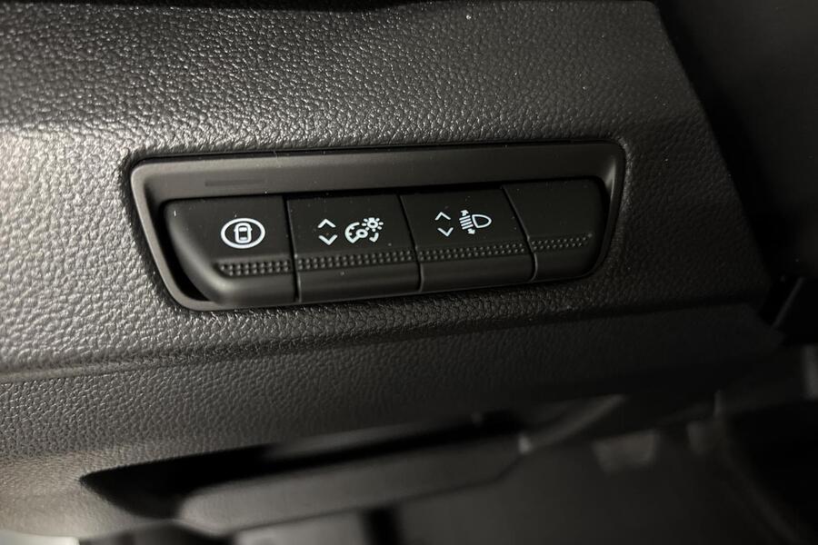 Nissan Primastar vaihtoauto