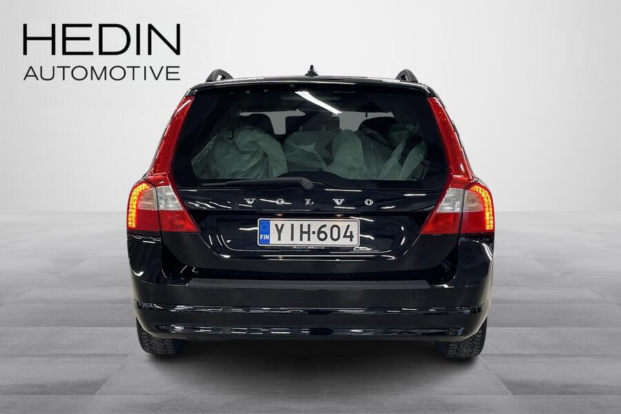 Volvo V70 vaihtoauto