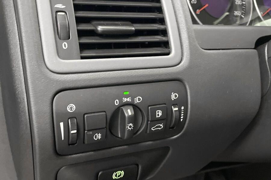 Volvo V70 vaihtoauto