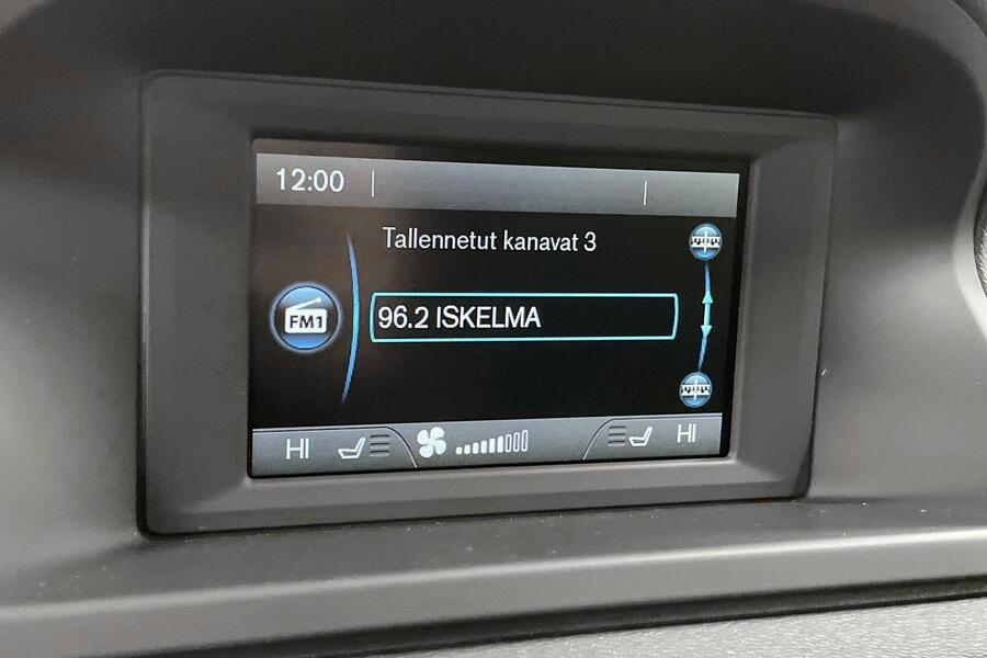 Volvo V70 vaihtoauto