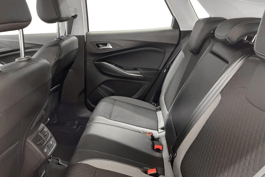 Opel Grandland X vaihtoauto