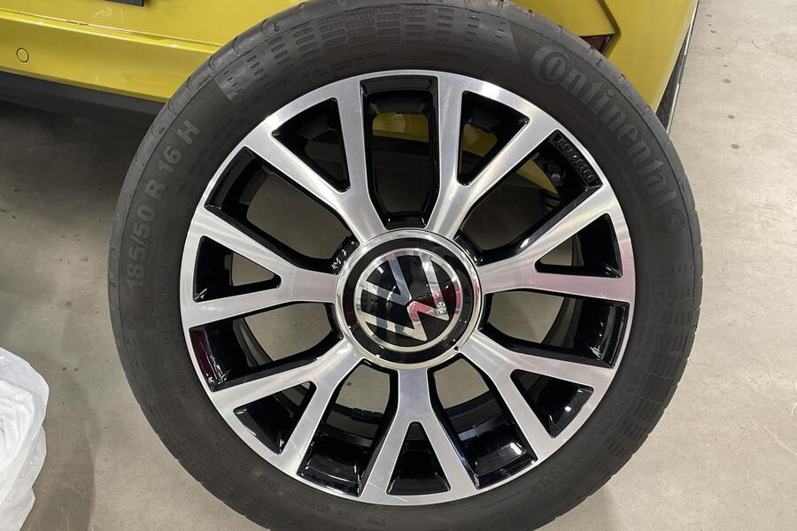 Volkswagen up! vaihtoauto