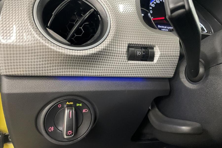 Volkswagen up! vaihtoauto