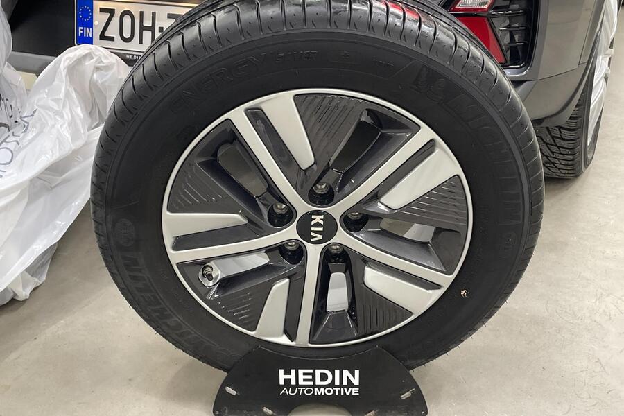 Kia Niro plug-in vaihtoauto