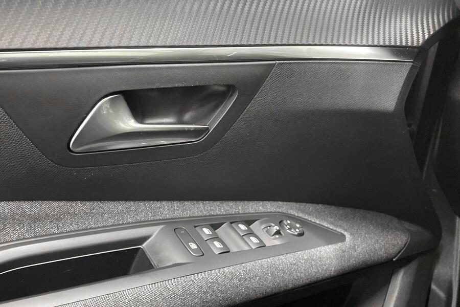 Peugeot 5008 vaihtoauto