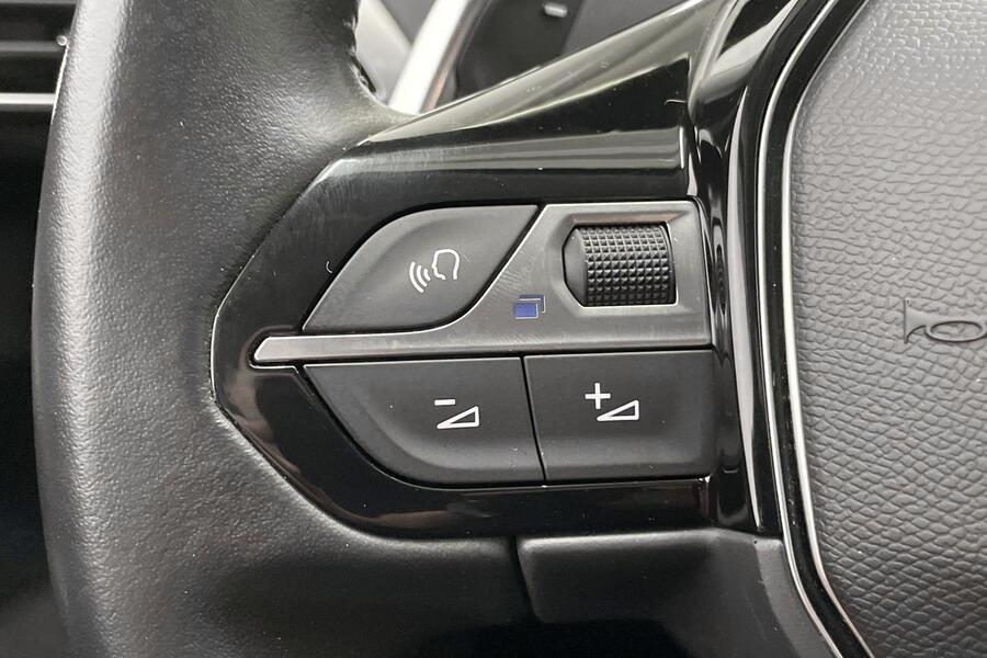 Peugeot 5008 vaihtoauto