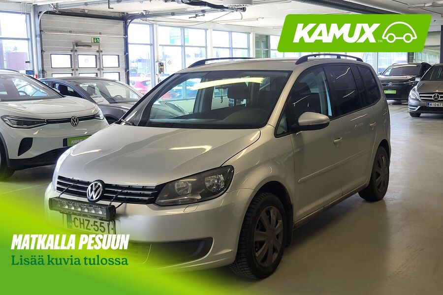Volkswagen Touran vaihtoauto