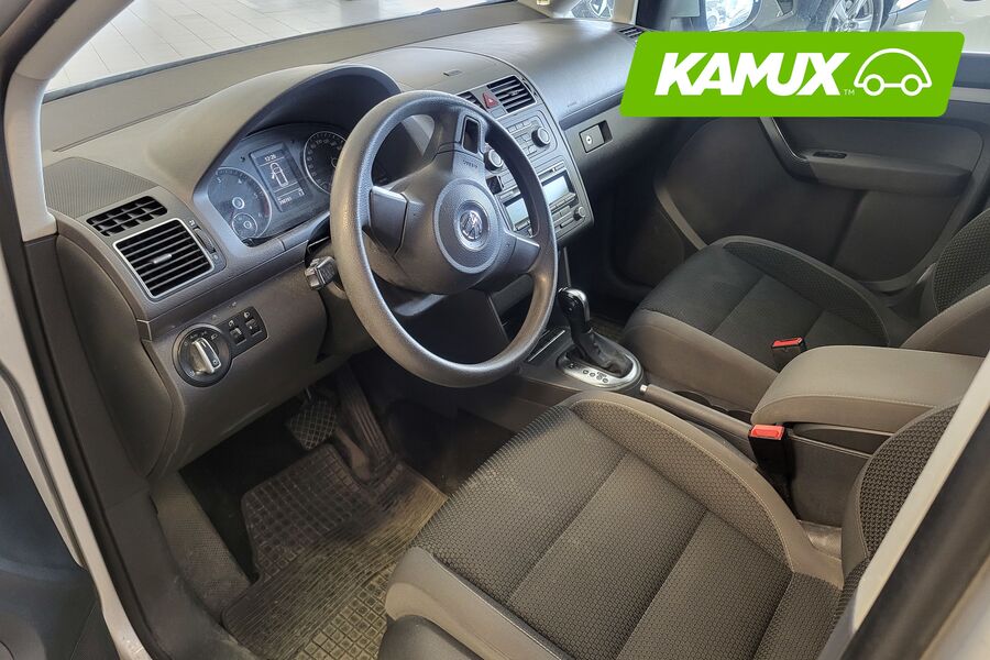 Volkswagen Touran vaihtoauto
