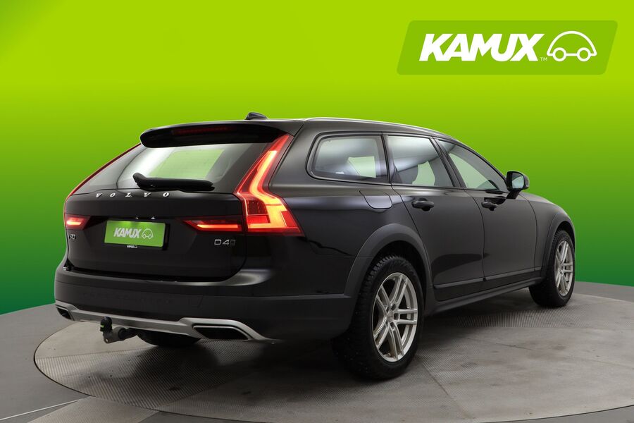 Volvo V90 Cross Country vaihtoauto