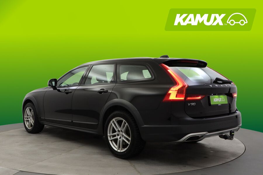 Volvo V90 Cross Country vaihtoauto