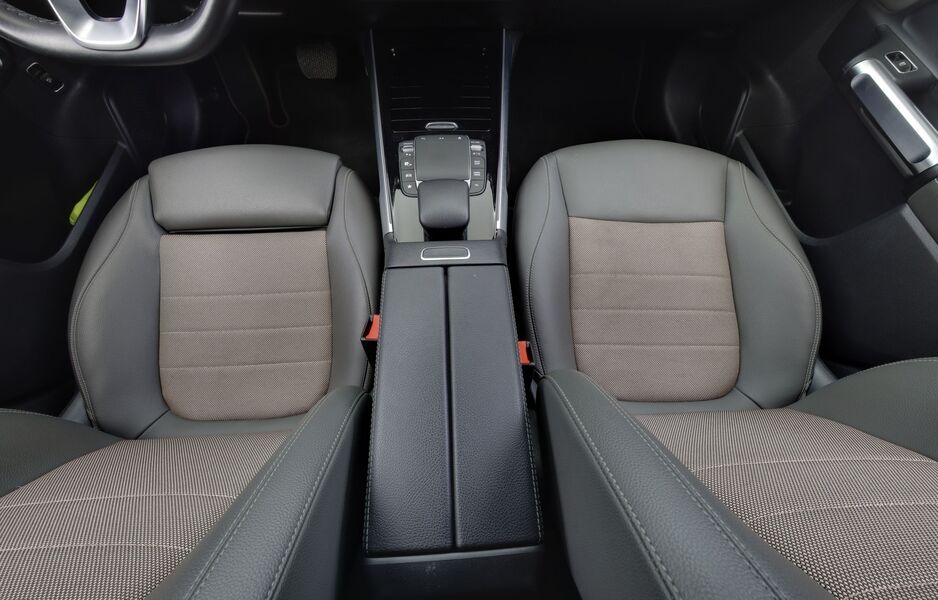 Mercedes-Benz EQB vaihtoauto