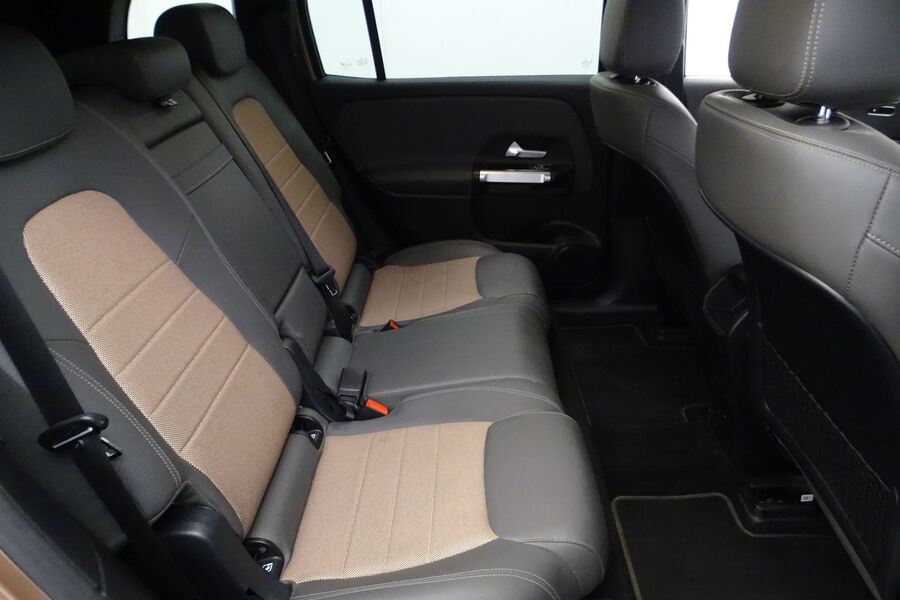 Mercedes-Benz EQB vaihtoauto