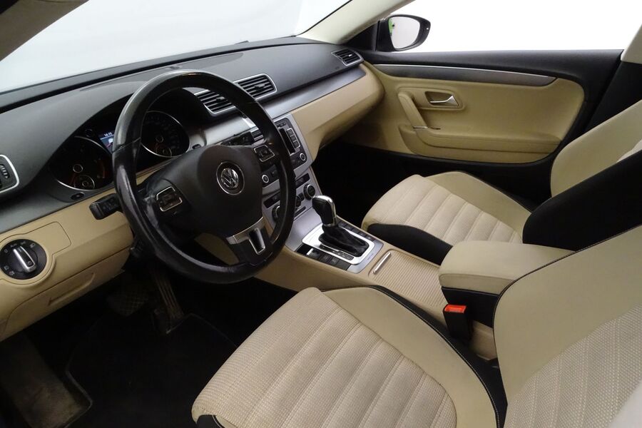 Volkswagen Passat CC vaihtoauto